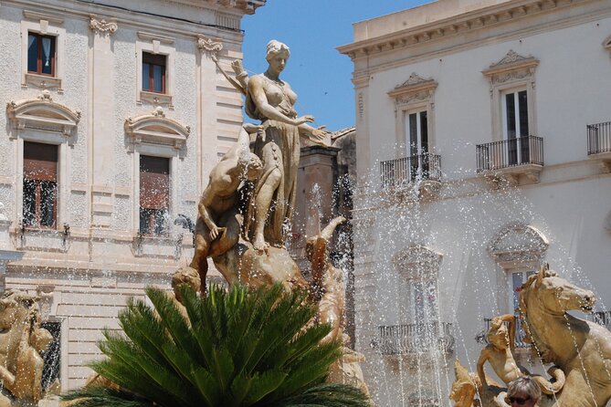 1 hour Calessino/Tuk tuk Tour to Syracuse or Ortigia Island - Piazza del Duomo: the cathedral square moment that sets the tone