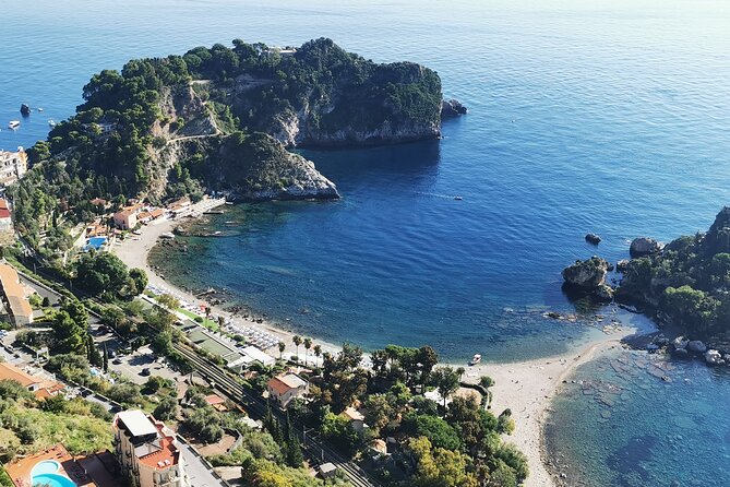 1-Hour Guided Semi-Submarine Tour to Isola Bella - Isola Bella and the underwater viewing windows