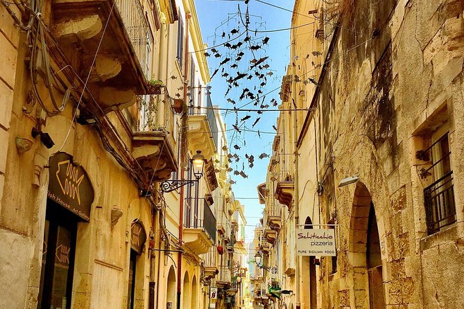 2 Hours Calessino/ Tuk tuk Tour to Syracuse and Ortigia Island - Key Things I’d Book It For