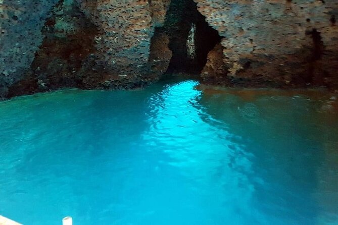 2-Hours Excursion to the Blue Grotto of Taormina in Isola Bella - Isola Bella and Taormina Views: Best Use of Your Camera Time