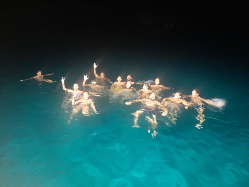3-hour boat trip at sunset with the sighting Delfini - Sunset bath and the Tabaccara swim: the part you remember