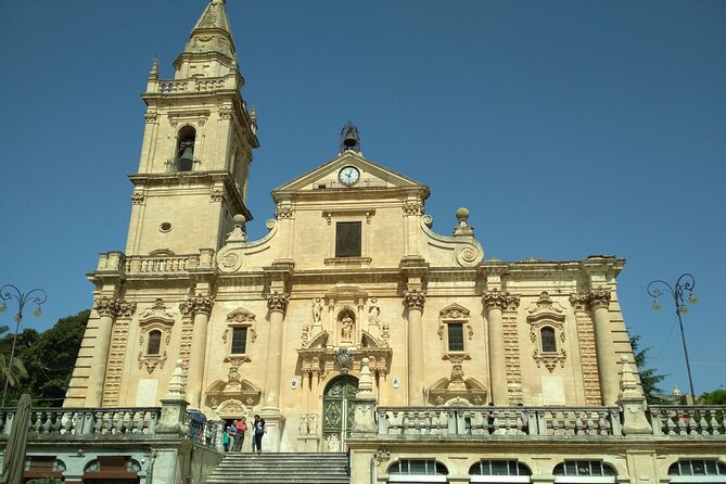 3-hour walking tour Discovering Ragusa Baroque - Getting Your Bearings: 3 hours from Ragusa Superiore to Ibla