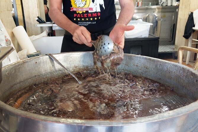 3-hours Street Food Bike Tour in Palermo - Meeting at Social Bike Palermo, then heading straight into the city