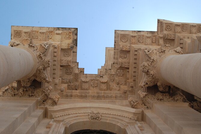 4 Hours Guided Tour to the Archaeological Park of Neapolis and Ortigia - Price and value: what $414.02 per group gets you