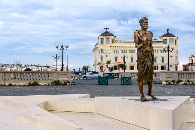 4 Hours Guided Tour to the Archaeological Park of Neapolis and Ortigia - The Ear of Dionysius and the Cordari cave: the moments that stick