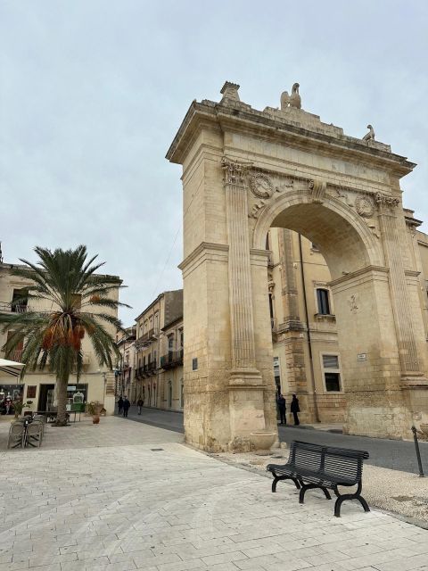 8-hour tour of the Baroque cities Noto-Modica-Ragusa-Ortigia - Ragusa Ibla and the Iblei Gardens panorama