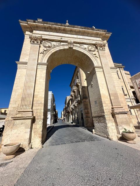 8-hour tour of the Baroque cities Noto-Modica-Ragusa-Ortigia - Pacing, comfort, and the small-group advantage