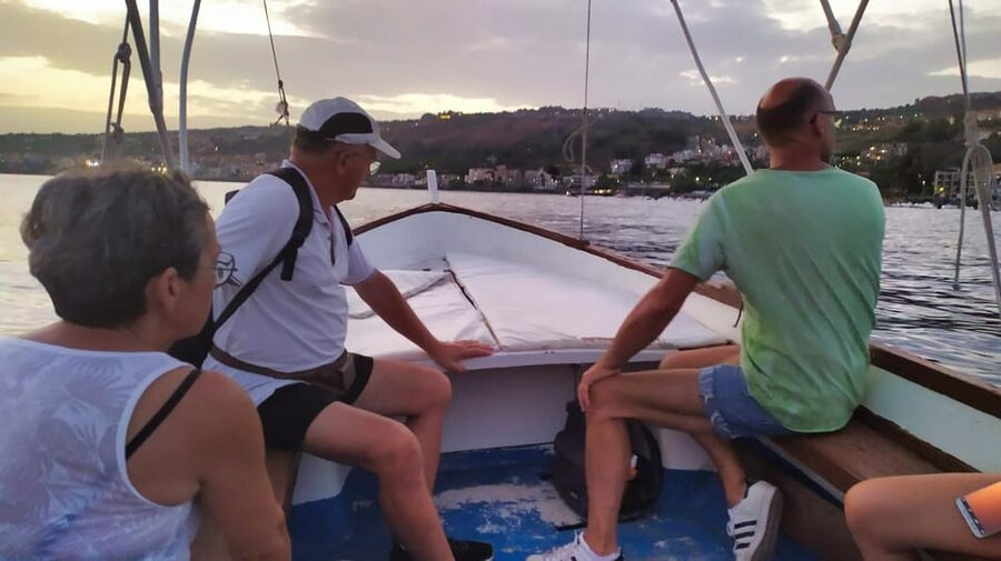 Aci Trezza boat tour sunset and dinner sicilian family home - Price and value: what you’re really paying for