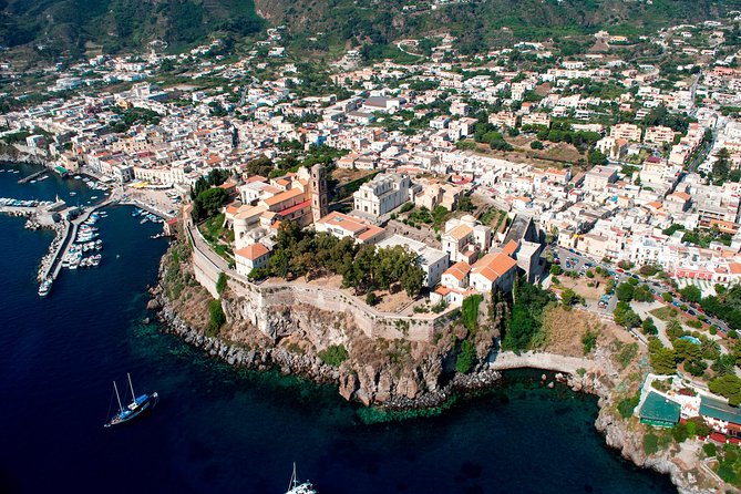 Aeolian Islands Day Trip from Taormina: Lipari and Vulcano - The Coach Ride and the Port Stop: Small Details That Save Stress