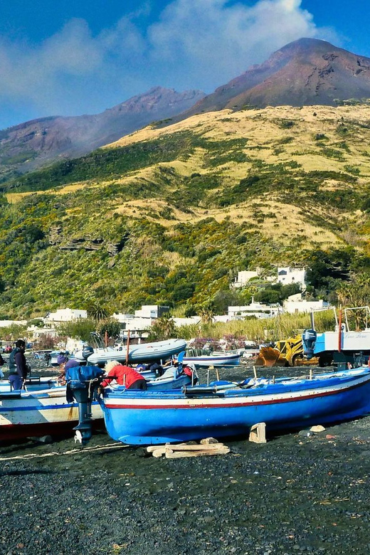 Aeolian Islands Mini Cruise: Vulcano, Lipari & Stromboli - Vibo Marina Start: How This Day Gets Underway