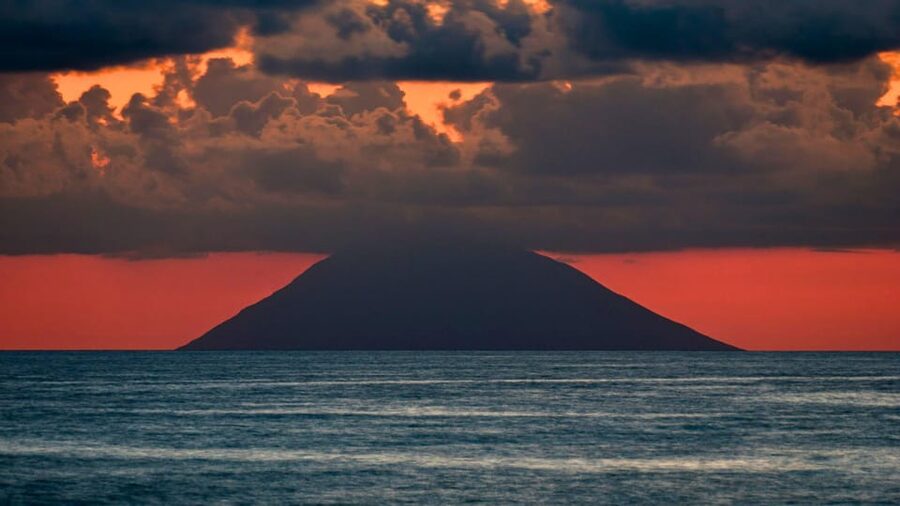 Aeolian Islands Mini Cruise: Vulcano, Lipari & Stromboli - Lipari Free Time (11:45 to 14:30): Shops, Walks, and a Real Island Break