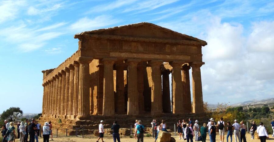 Agrigento: Private Tour of Ancient Akragas with Local Guide - Price and value for a private group up to 25