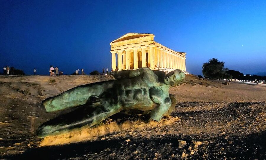 Agrigento: Skip-the-Line Valley of the Temples Night Tour - Where You Meet at Tempio di Giunone, and How the Tour Flows