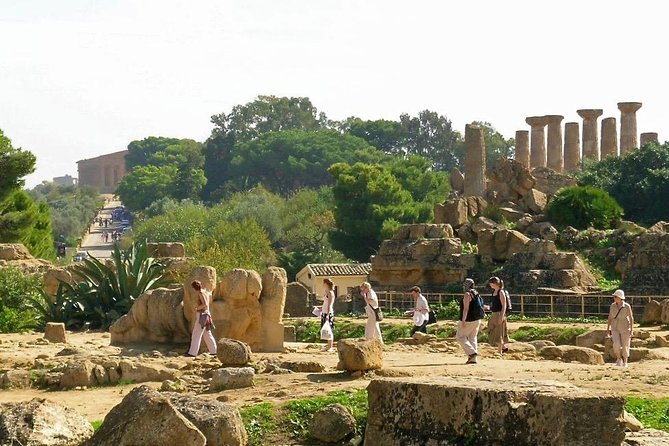AGRIGENTO - VALLEY OF TEMPLES Private Tour with Guide Driver - The views that sell the day: why “where” matters as much as “what”
