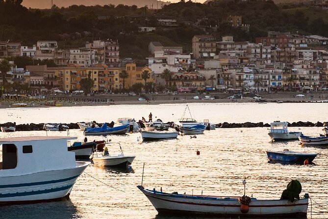 Aperitif in Luxury Private Tour - Meeting at Tempio Olimpico Naxos and getting on board