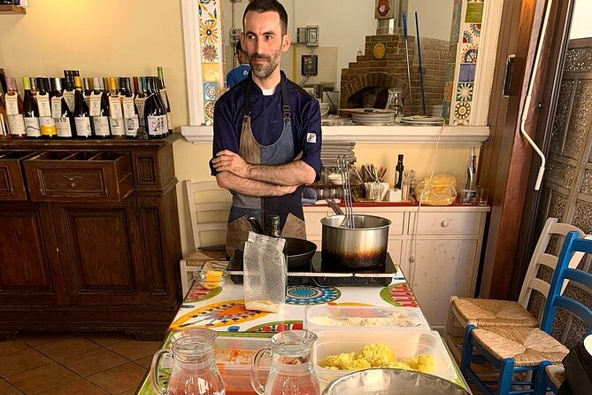 Arancino Making Class in Taormina - Deep-frying timing: what to expect when the fryer is shared