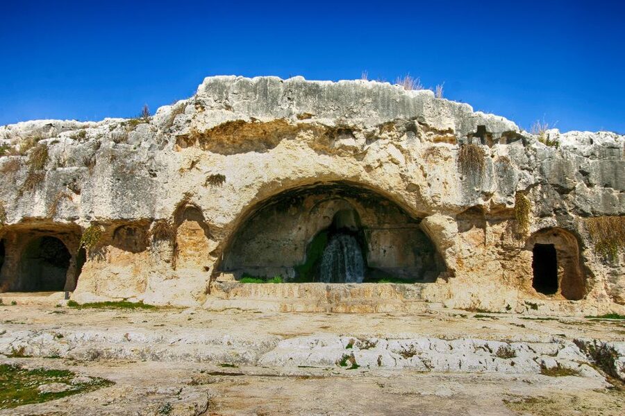 Archaeological Syracuse: Neapolis Park private tour - Grotta del Salnitro: the practical side of the quarries