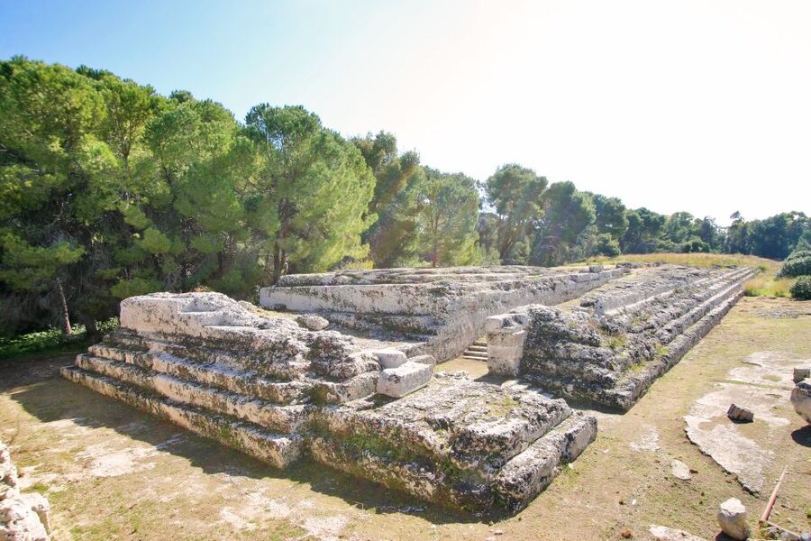 Archaeological Syracuse: Neapolis Park private tour - Greek Theater on Temenite Hill: views plus performance history
