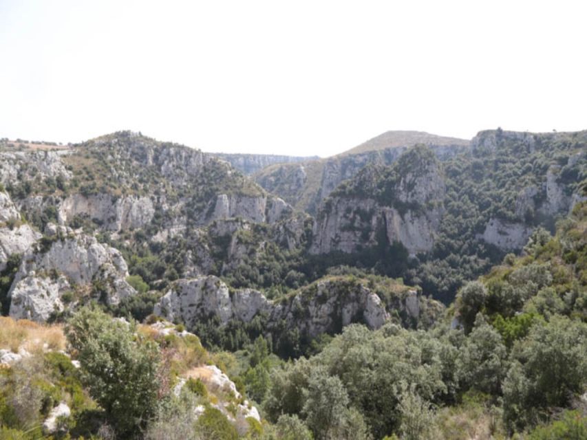 Avola: Cavagrande del Cassibile Reserve Hiking Tour - Cavagrande del Cassibile Reserve: The Canyon That Feels Alive