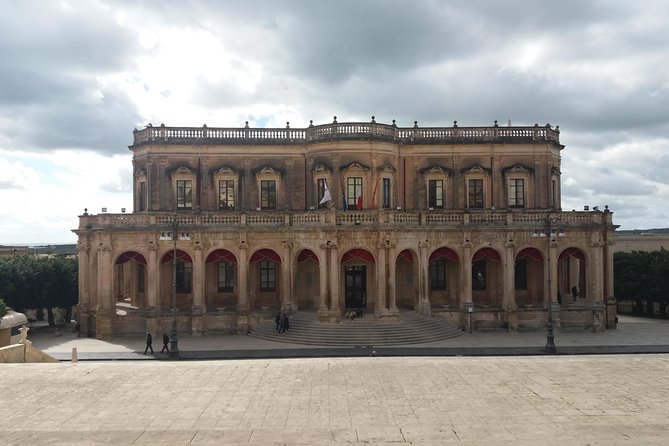 Baroque shades of Sicily (Noto, Modica and Ragusa day tour) - Pickup from Catania: where you meet and why it matters