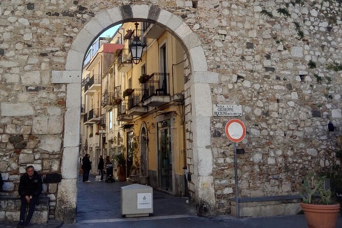 Best of Godfather and Taormina Tour with Street Food Tasting - Godfather fans and cruise-day sanity, from Giardini Naxos