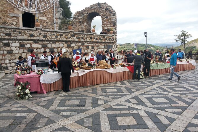 Best of Godfather and Taormina Tour with Street Food Tasting - Small-group comfort, plus who should pick this