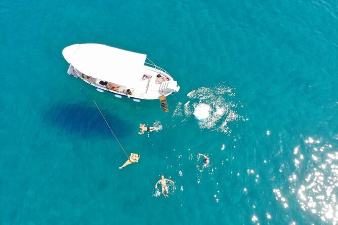 Boat excursion along the coast of Cefalù - The swimming breaks: how the stops work and what to expect