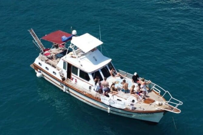 Boat excursion from Palermo with aperitif and wine - Grotta della Regina, Queen Carolina’s cave and the private pool story