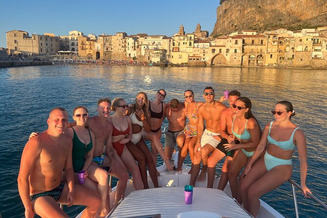 Boat excursion in Cefalù and snorkeling 3 hours fruit and drink - Comfort, crowd size, and where the day can wobble