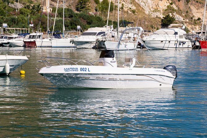 Boat rental without license Castellammare del Golfo-Rent boat - Price and fuel math for up to 7 people