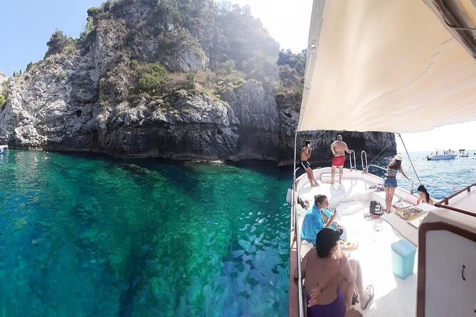 Boat tour Giardini Naxos Taormina Isola Bella Blue Grotto - Why this 2-hour Giardini Naxos to Taormina cruise is such a good use of time