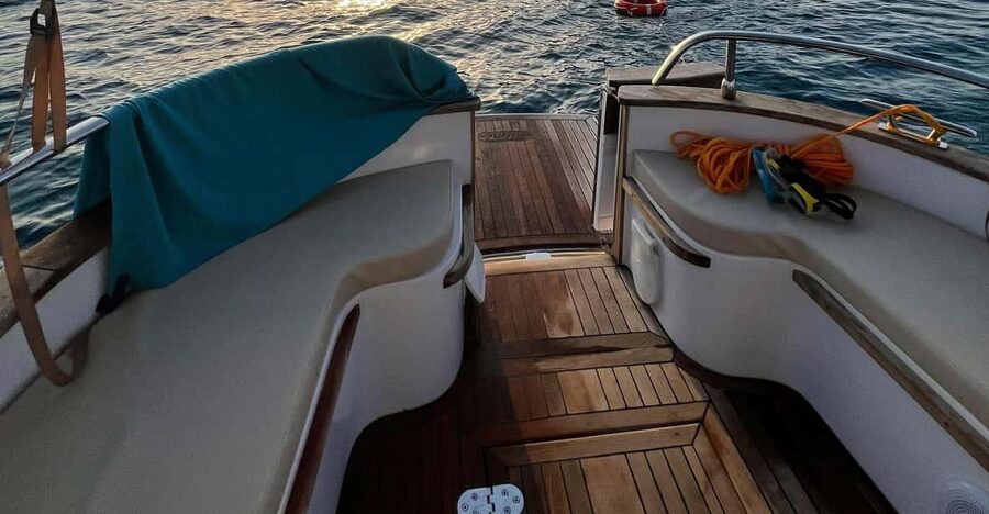 Boat Tour in Palermo: Aperitif in the Gulf of Mondello - The coastline cruise: Villa Igiea, Casa Florio, and Arenella