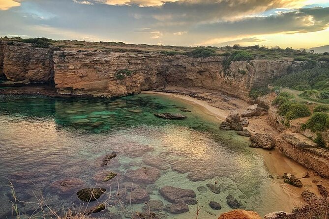 Boat tour in Pillirina, sea caves and Ortigia and prosecco - Quick takeaways for Ortigia, Pillirina, and sea caves