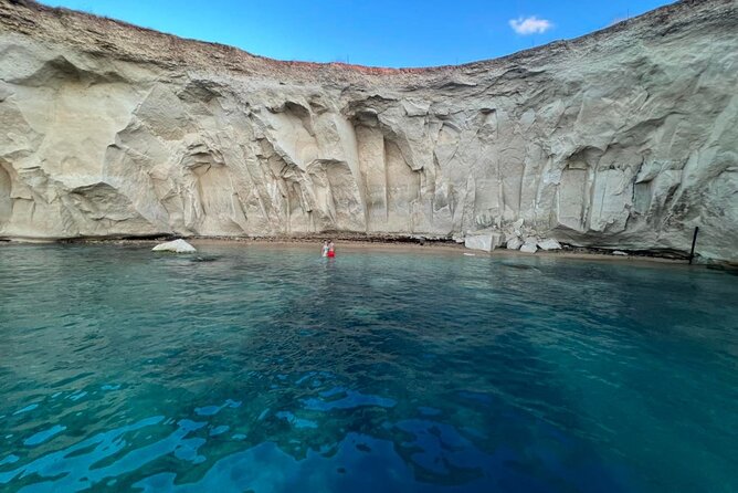 Boat tour in Pillirina, sea caves and Ortigia and prosecco - A 2-hour Syracuse sail that stays focused on the water
