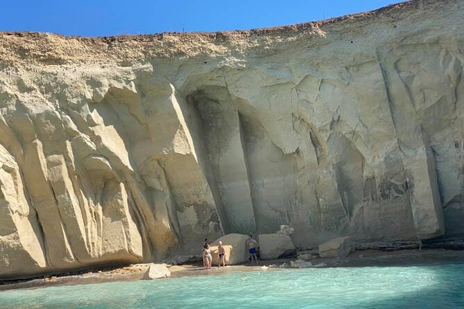 Boat tour in Pillirina, sea caves and Ortigia and prosecco - Prosecco, soda, and the tour’s relaxed pace