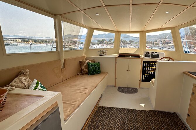 Boat Tour Mondello and Gulf of Palermo, with Aperitif (4 hours) - The Mondello Bay Part: Two Anchorages and Two Different Water Colors