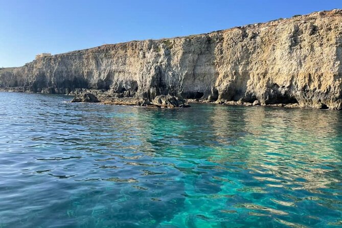 Boat tour of Ortigia, sea caves, Pillirina and snorkeling - Meeting point and getting on the boat in Syracuse