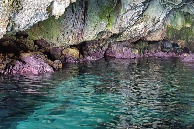 Boat tour Ortigia and Syracuse sea caves - Nuncio, Carmelo, and Lucia: How the Guide Makes or Breaks the Ride