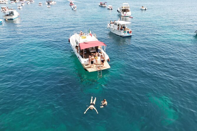 Boat tour to the gypsy reserve and Scopello stacks - Boat comfort and group size: the difference between crowded and enjoyable