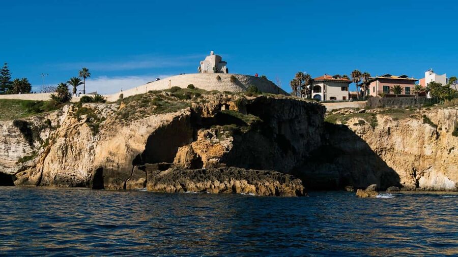 Boat Tour with Lunch on board - Key things you will notice