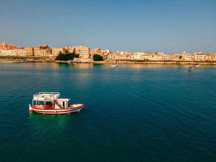 Boat tour with typical lunch in Siracusa - A 4-hour Siracusa boat route that keeps moving (without rushing)