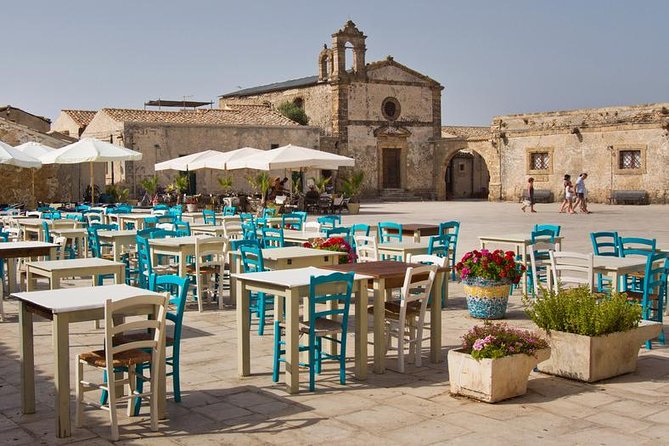 Buscemi - Palazzolo Acreide - Marzamemi Tour - Stop 3: Marzamemi, the old Tonnara, and choosing your meal by the sea