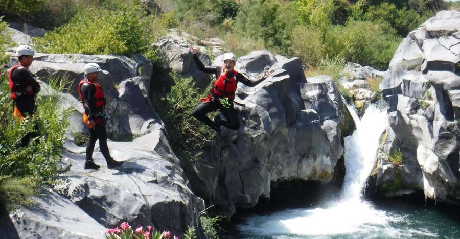 Canyoning and bodyrafting in the Alcantara River - What to expect in the water, step by step