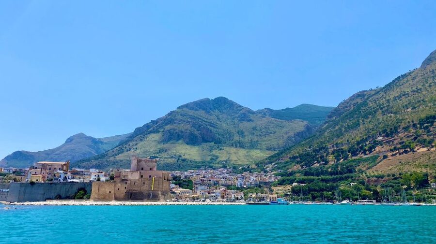 Castellammare del Golfo: Snorkeling Cruise Day Trip - San Vito Lo Capo: your break, your beach time, and lunch in town