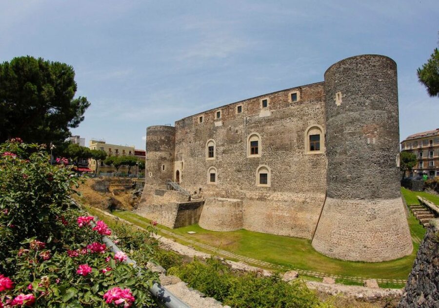 Catania: City Highlights Walking Tour - Via Teatro Greco, Via Gesuiti, and Piazza Dante: The Route Becomes the Story