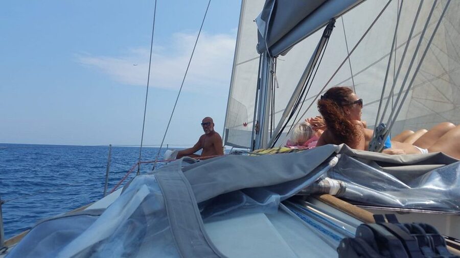 Catania: Coastline Sailing Trip 6hr with Aperitif and Lunch - Who this sailing trip suits best (and who should think twice)