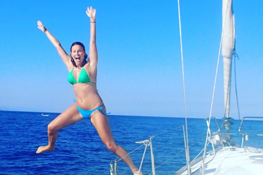 Catania: Coastline Sailing Trip with Aperitif and Prosecco - Appetizers and Prosecco: Why This Stop Feels Right on a Boat