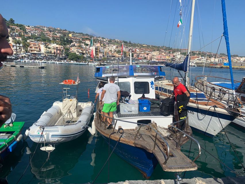 Catania: Cyclops Islands & Timpa Nature Reserve Boat Tour - Marine Life Chances: Realistic Odds and Best Behavior
