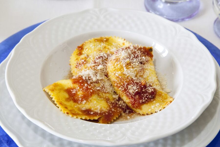 Catania: Dining Experience at a Local's Home - Why a Cesarina-Style Dinner in Catania Feels Different