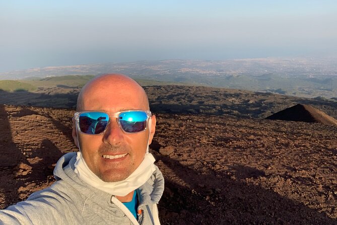 Catania: Etna Sunset Jeep Tour - Rifugio Sapienza at 1,910 m: the altitude moment before sunset